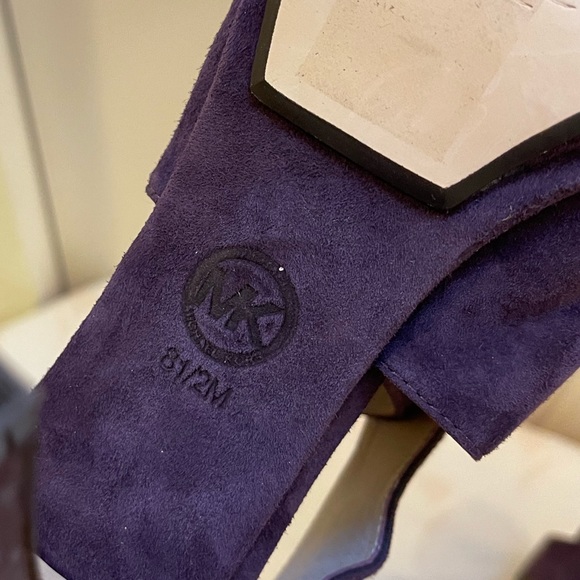 Michael Kors heeled peep toe sandals - Picture 10 of 11